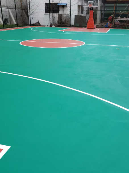 电白 球场长期使用易出现地面开裂